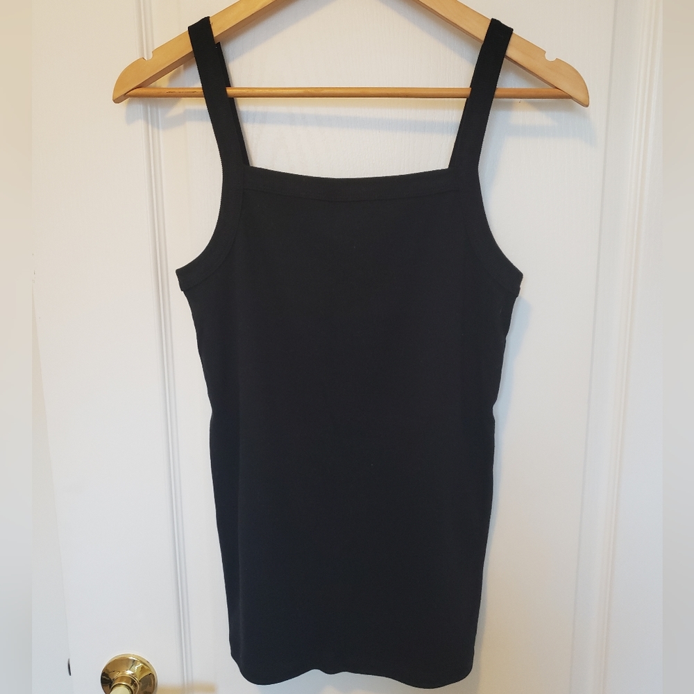 3/ $20 NWOT! Black Ribbed square neck slim fit old navy tank top Large